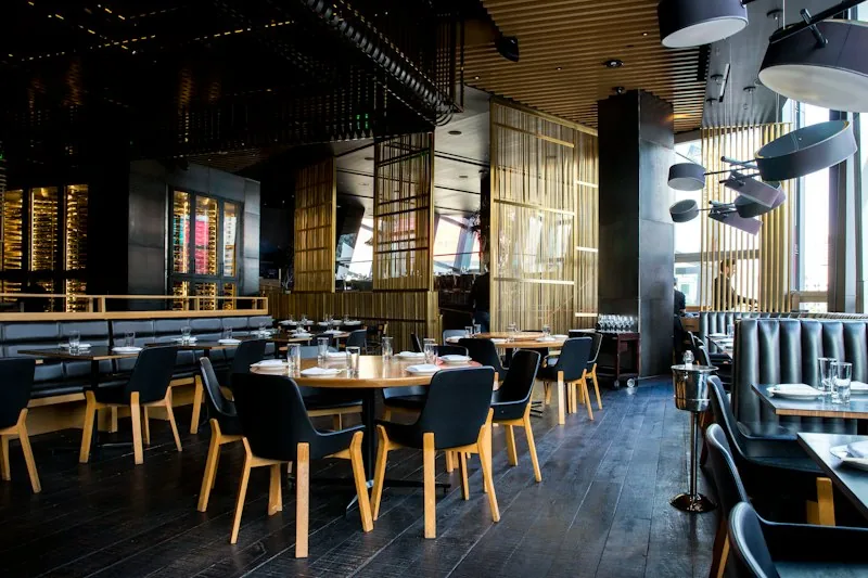 Restaurants & Hospitality