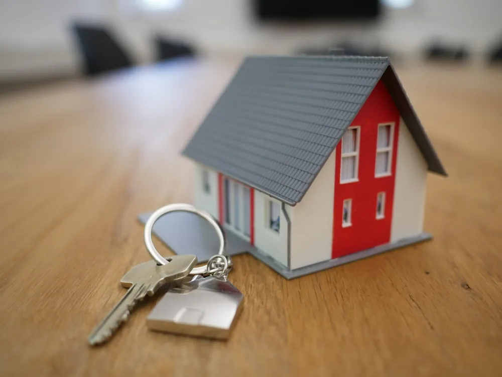Real Estate Group AI Chatbot & 24/7 Lead Capture
